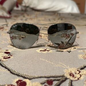 Ray-Ban Sunglasses Gray - Unisex